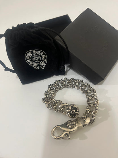 Chrome hearts bracelet ( Medium)